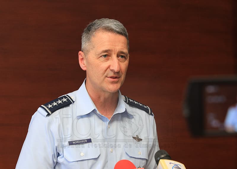 美国国民警卫局局长访东帝汶谈安全合作