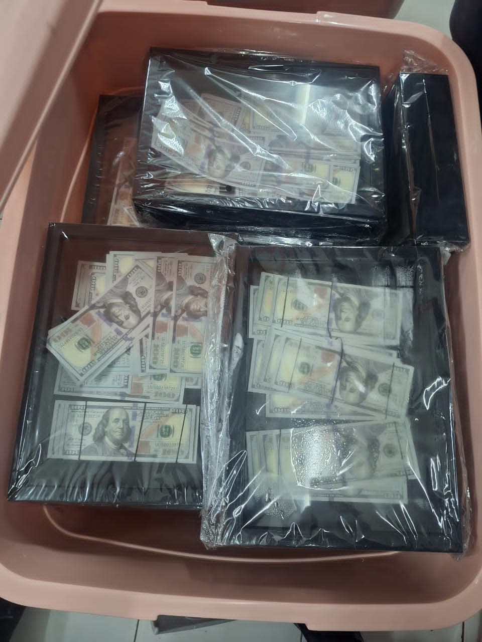 警察总监：因发现交易才查获440万假钞