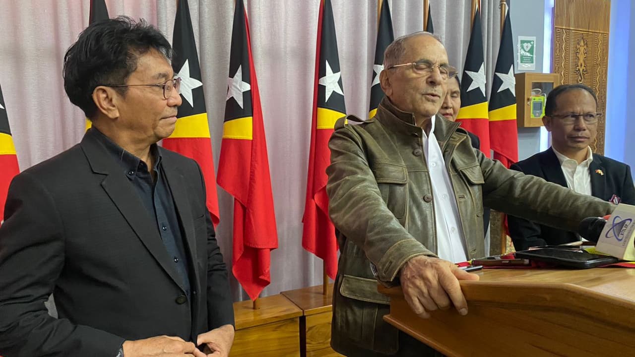 总统要求优先筹备东盟峰会，议会坚持颁布诽谤刑法
