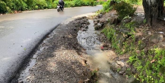 马利亚纳道路修复：社区要求增建排水沟和人行道