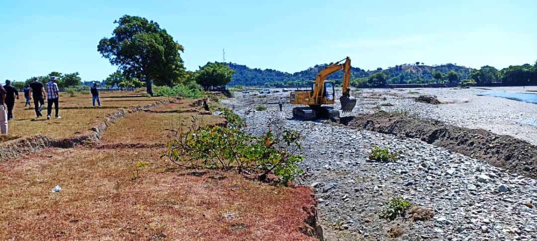 欧库西当局开通灌溉渠 助利福村40公顷稻田复产