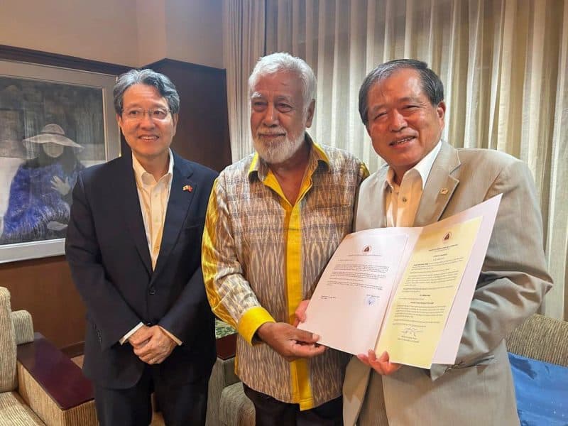 总理沙纳纳再任北原巖为名誉总领事