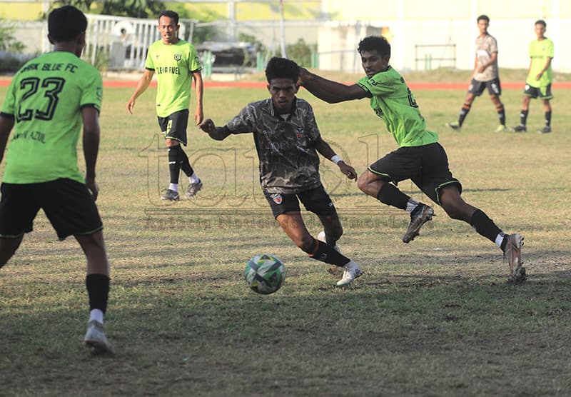 沙纳纳杯:乔马尔FC 9-3横扫深蓝FC