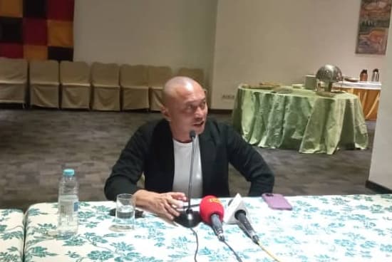 法院下令完全释放逃亡者阿诺尔福·特维斯