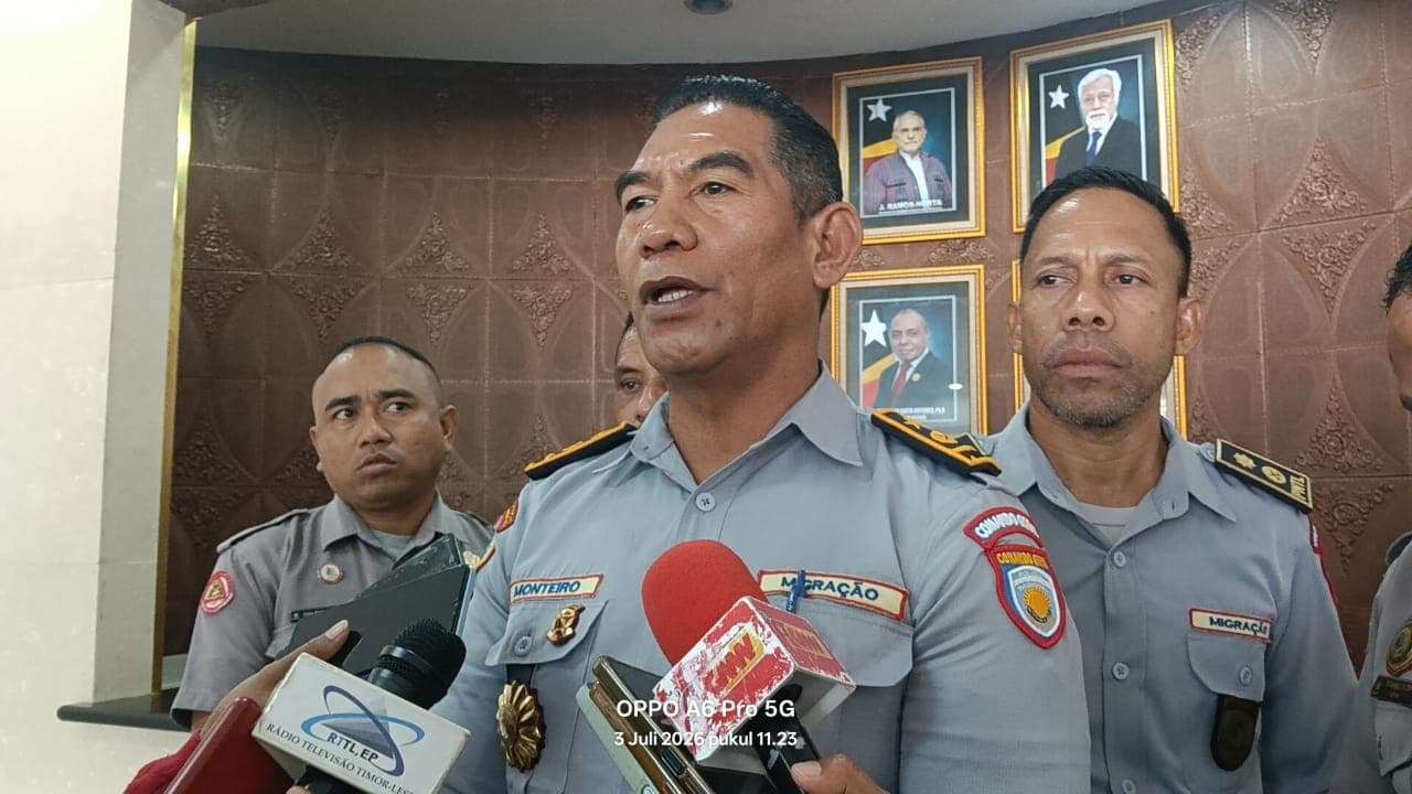 移民局长:3名印尼公民乘私人飞机入境合法