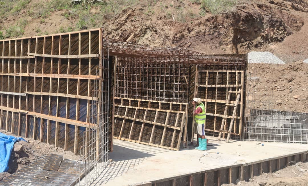 副部长:博博纳罗多个基建项目逾期 限期5月底完工