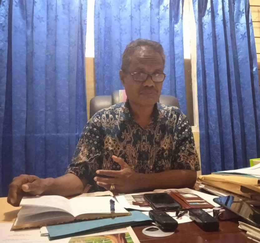 包考学校午餐计划因预算延迟启动
