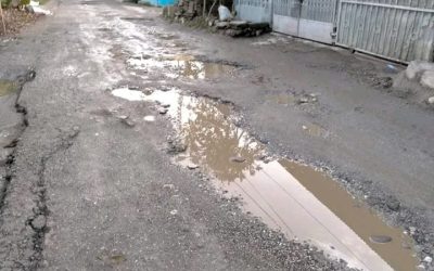 Kaikasa 道路状况连接 Ailalek 和 Sukaer 恶劣
