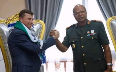 Embaixadór Naun-Rezidente Rúsia, Sergei Gennadievich Tolchenov, hasoru-malu ho Xefe Estadu Maiór Jenerál FALINTIL-Forsa-Defeza Timor-Leste (F-FDTL), Tenente Jenerál Domingos Raul “Falur Rate Laek”, iha Kuartél Jenerál F-FDTL, Fatuhada, 19 Fevereiru 2025, hodi diskute formasaun ba forsa armada. Imajen espesiál