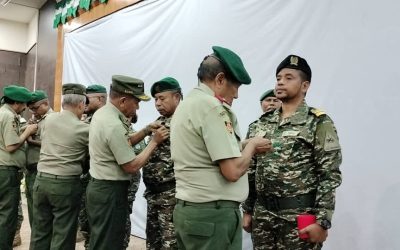 Komando F-FDTL fo Kondekorasaun ba Militar