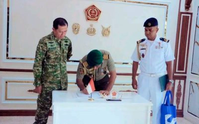 Vizita Kortezia Husi Adidu Defeza TL ba Asisten Intelijénsia Panglima TNI